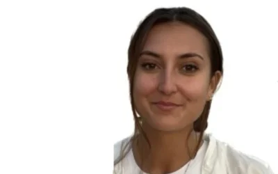 Dr Chloé De Broucker